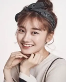 정민아