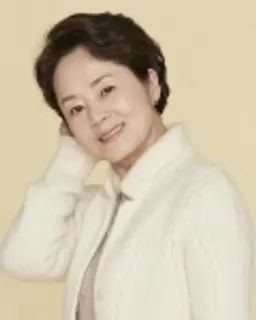 김영애