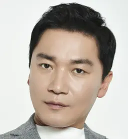 조재윤