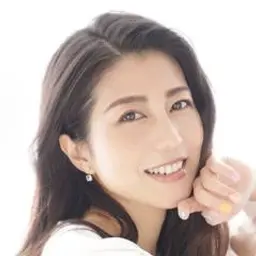 시라이시 료코