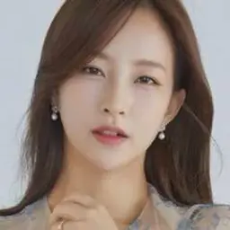이예나