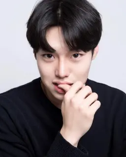 강동욱