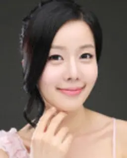 윤채이