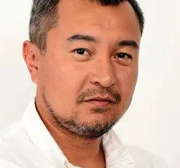 아칸 사타예브