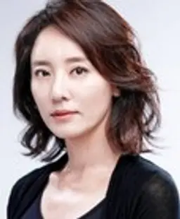 손지나