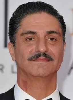 시몽 아브카리앙