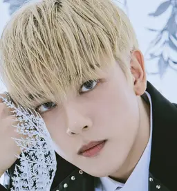 김지범