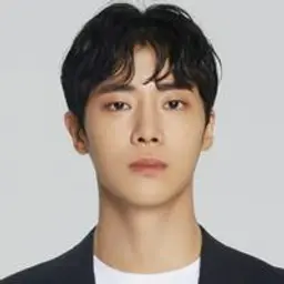 추영우
