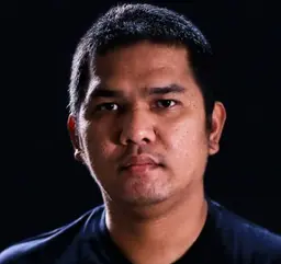 파자르 부스토미