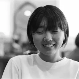김홍