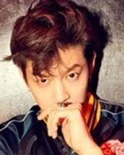 최동욱