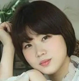 김아롱