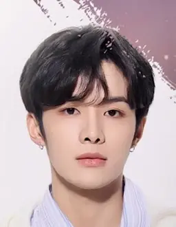 진건우