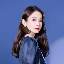 강민경