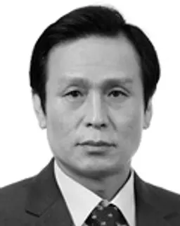 신정섭