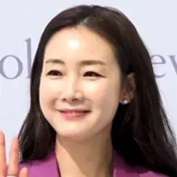 최지우