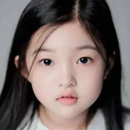 윤채나