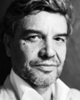 알레한드로 고익