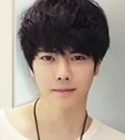 박태준