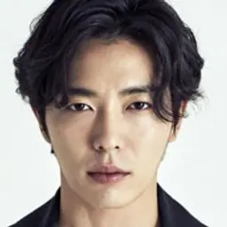 김재욱