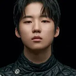 이건우