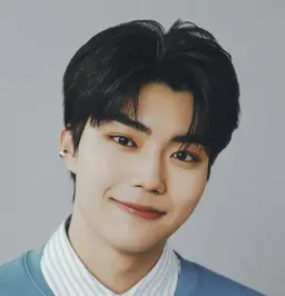 박건욱