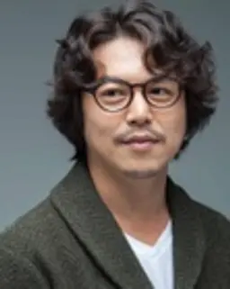 김대흥