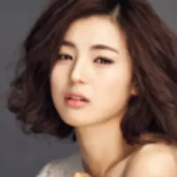 최유라