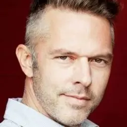 크리스토스 로울리스