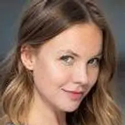 케이트 투마노바