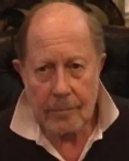 니콜라스 로에그