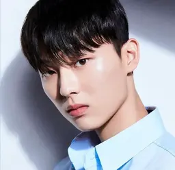 최현욱
