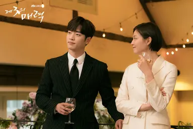 [영상] '제3의 매력' 드라마 속 이영재와 닮아도 너무 닮은 이솜 - 뉴스핌