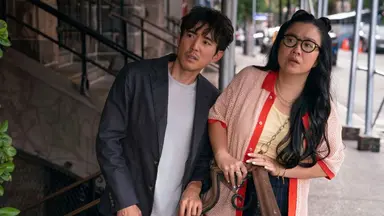 돈·여자 앞에서 작아지는 지질한 동양 남자…그에게도 아픔이 있다 ...