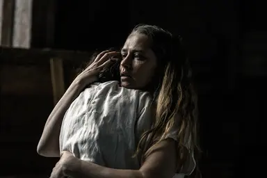 '트윈', '유전'·'미드소마' 잇는 '호러 여제' 탄생시킬까 [TF프리즘]