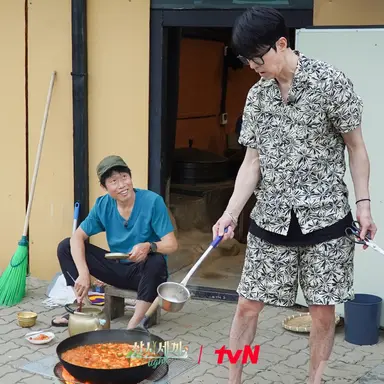 차승원, '불화설' 손호준 챙겼다 “다음엔 완전체로 돌아오길” (삼시세끼 ...