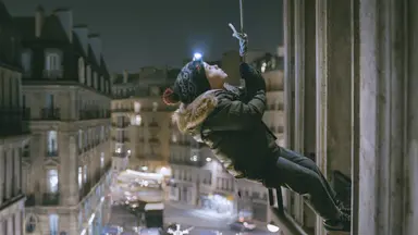 상처입은 아이와 어른, 찡한 우정…영화 '노엘의 선물' : 네이트 연예