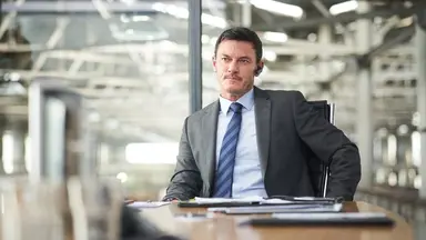 '엔젤 오브 마인' 스릴러퀸 누미 라파스의 귀환 | 서울경제