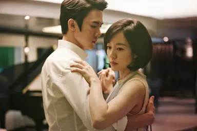 은밀한 유혹 임수정 유연석, 영화로 만난 선남선녀 커플…서로에 대한 ...