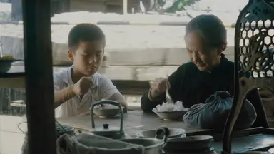 “카메라의 존재 배우가 잊어버리게 한다”