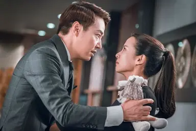 [월화드라마] '완벽한아내' 정수영, 고소영에게 "있는 내가 돕고 살지 뭐 ...
