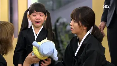 미스터리 드라마? 최지우 '수상한 가정부' 포스터 '오싹' - 노컷뉴스