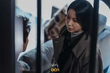 드라마 '다크홀' 촬영 김옥빈 나이 잊은 고난이도 발차기 '소름' : 네이트 ...