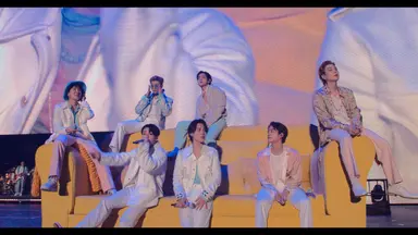 RM, 美래퍼 메건 디 스탤리언 신곡 '네바 플레이' 피처링 : 네이트 연예