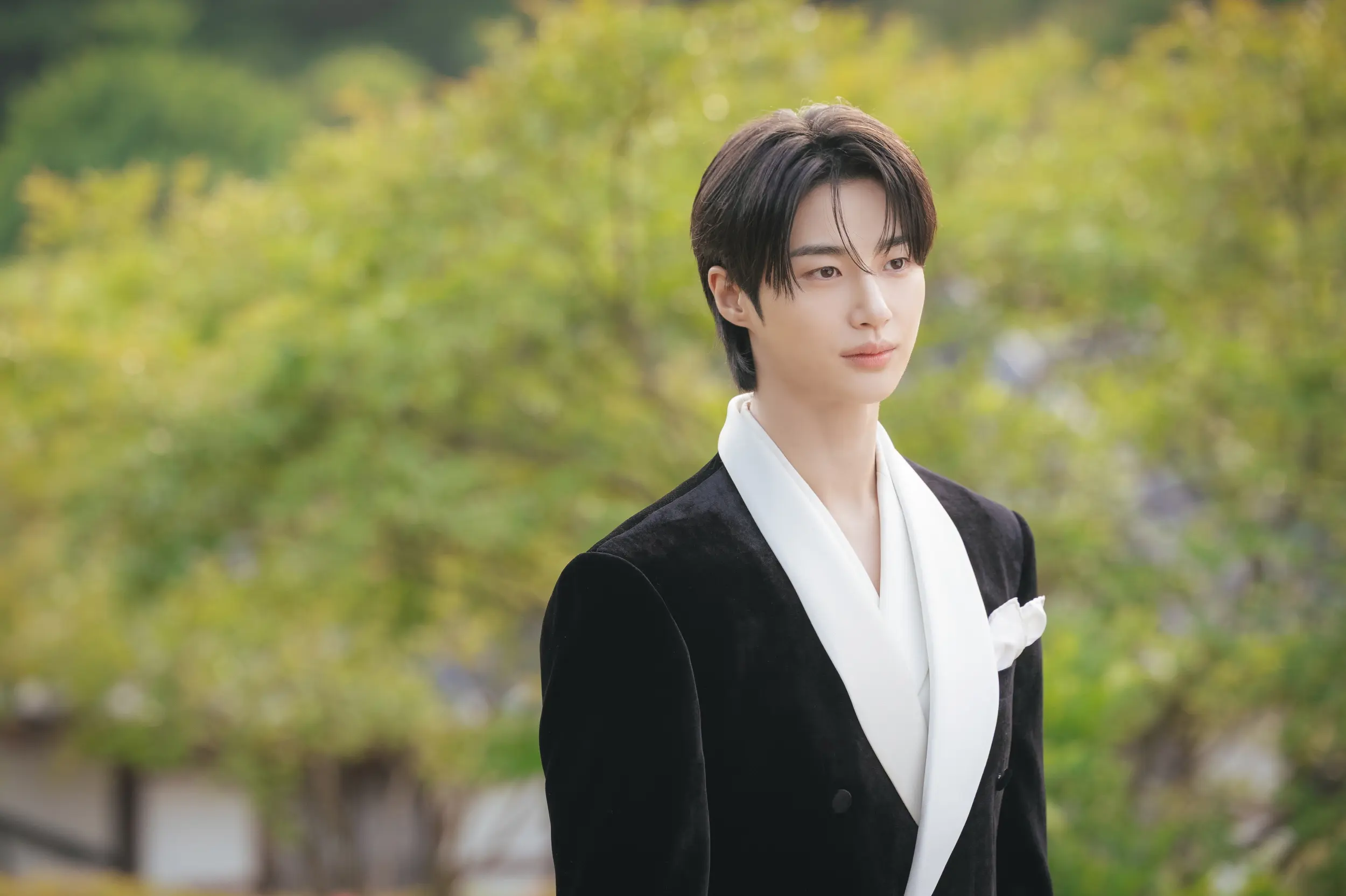 21세기 대군부인 4회 4화 줄거리 목숨 걸고 아이유 구한 변우석 피투성이 엔딩 배후 누구? MBC 토요일드라마