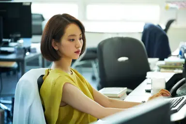 '돈' 류준열, 2019 뉴욕 아시안 영화제 '라이징 스타상' 수상