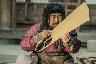 '광대들: 풍문조작단' 조진웅, 2019년 하반기 스크린 장악 예고