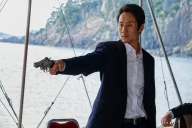 [SE 현장] 정우X김갑수 '뜨거운 피', 생존 액션 돋보이는 날 것의 누아르 ...