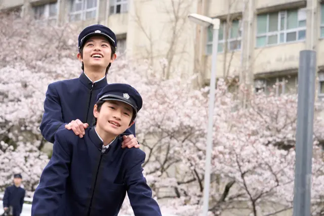 영화 〈 국보 〉 리뷰 및 해석 -무대 위 찬란하고 씁쓸한 그대여