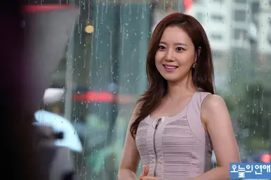 이승기, 문채원 주연 '오늘의 연애' 개봉 첫 주 예매 순위 1위 : 네이트 뉴스